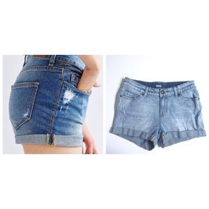 UO BDG Alexa Distressed Mid Rise Shorts Size 26W